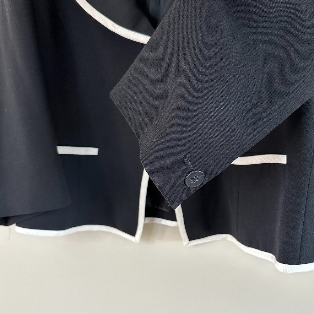 Hobbs London Black Wool Cropped Ivory Contrast Trim Blazer Jacket - Picture 4 of 11